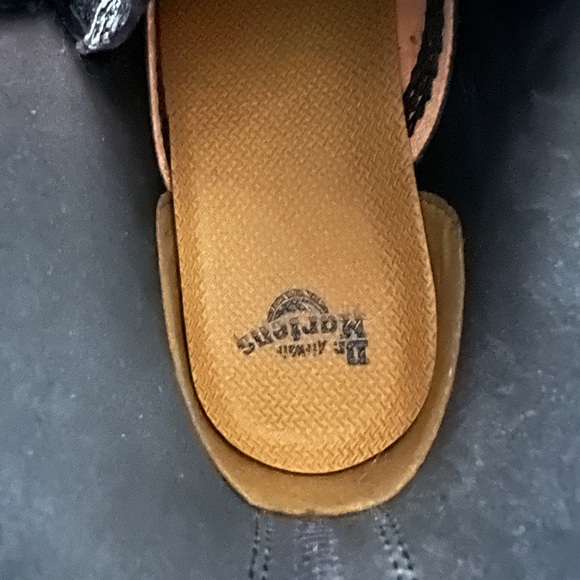 Doc Dr. Martens Black Patent 1460 Lace-Up Boots, UK 5/US 7/EU 38 Women - Picture 7 of 9